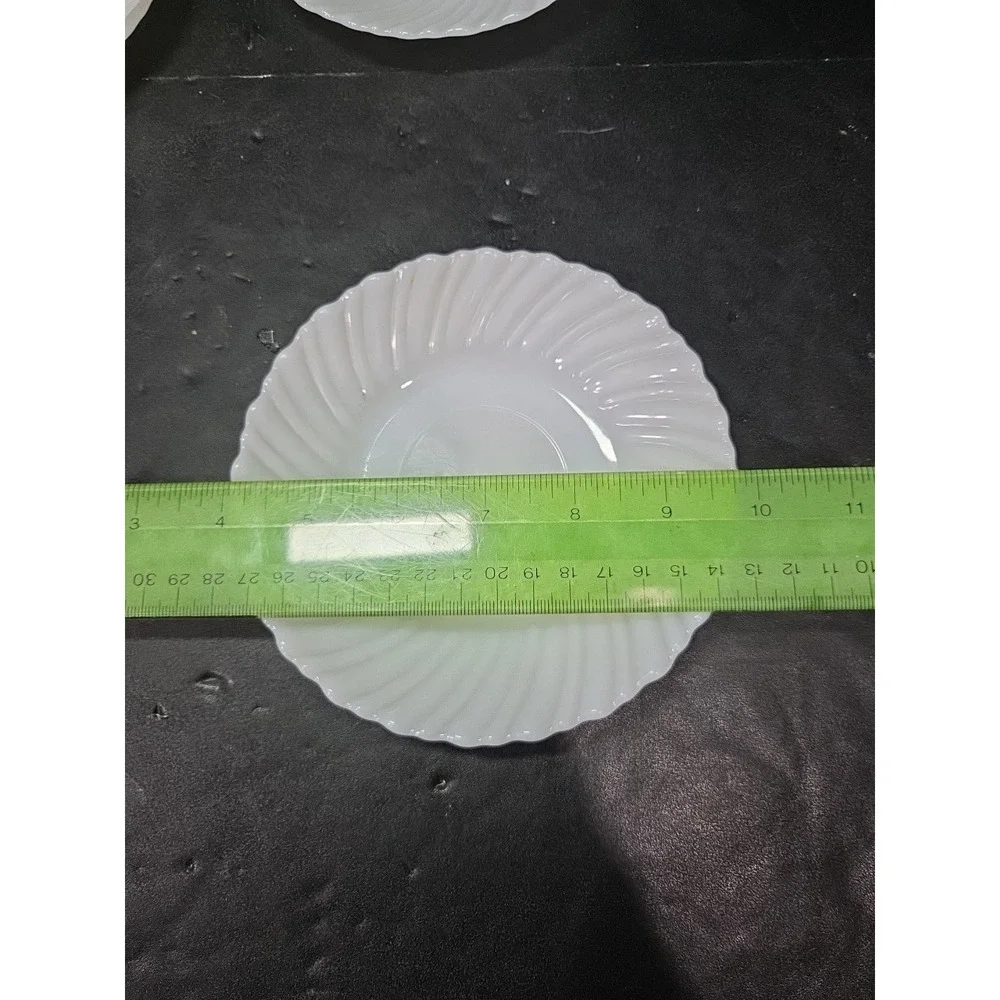 Termocrisa Milk Glass Bread Plates,‎ Translucent Swirl Plates, Vintage Set of 4
